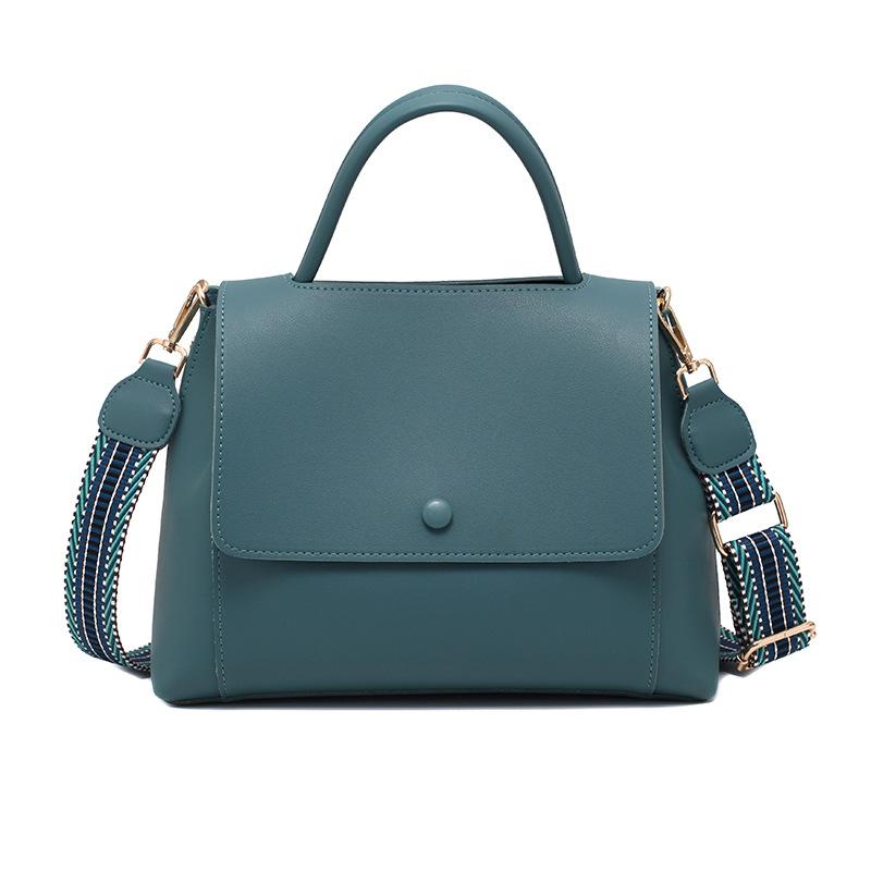 Универсальная женская сумка 2025 новая кожаная текстура простая сумочка зарубежная ретро большая вместимость плечевая сумка-мессенджер