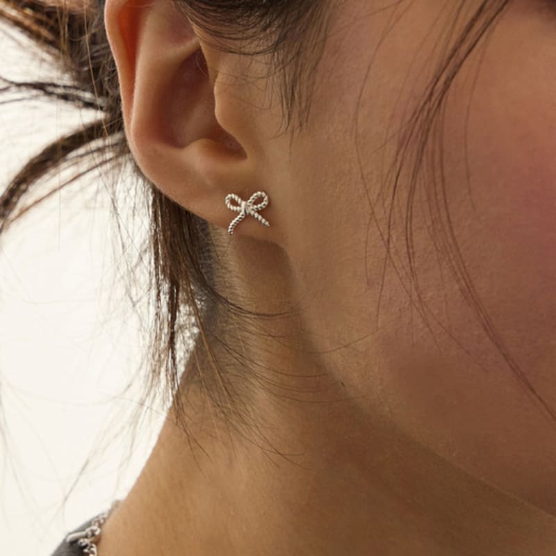 eenie beenie dot ribbon silver earrings ENJ24EW001