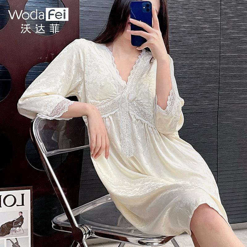 [Strict selection] French court style long-sleeved nightdress with chest pad elegant and sweet pajamas satin thin loungewear women's