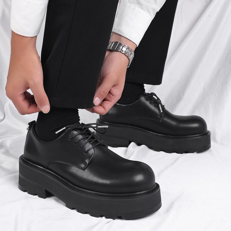 Модные мужские туфли Дерби на толстой подошве. Минималистский стиль от модного дизайнера. Обувь для отдыха на природе, деловых вечеринок, офиса, улицы, прогулок.