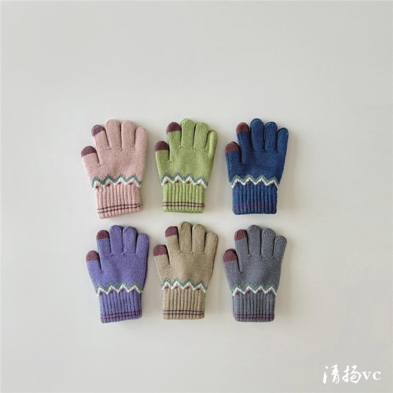 -Year-old Children's Gloves Retro Knitted Gloves Boys and Girls Winter Warm Baby Wool Finger Gloves