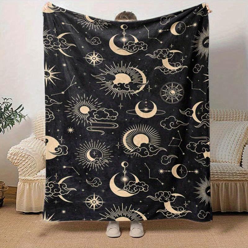 1pc Moon Printing Lightweight Flannel Blanket, Comfortable and Warm Blanket, for Camping Sofa Bed and Couch Office, Suitable for Gift Blanket