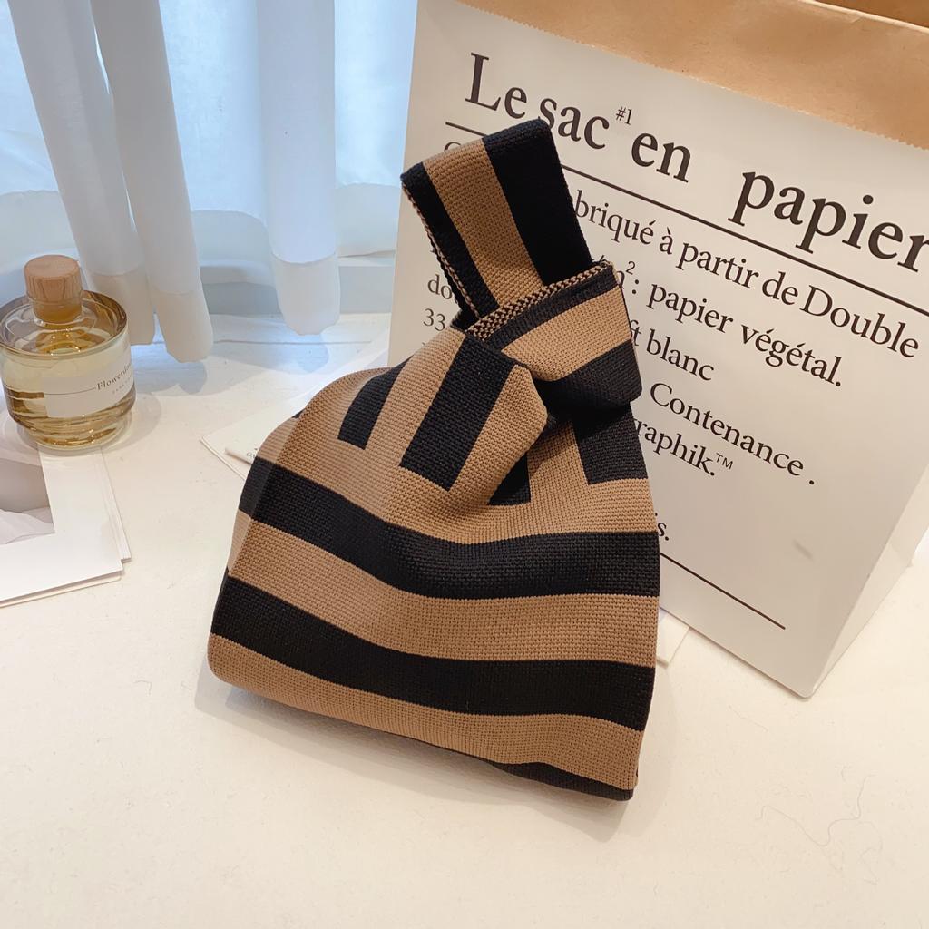 FASHION Women'S Knot Wrist Bag Handmade Knitted Bag Portable Mini Striped Tote Bucket Phone Bags Large Capacity Autumn Winter Handbags