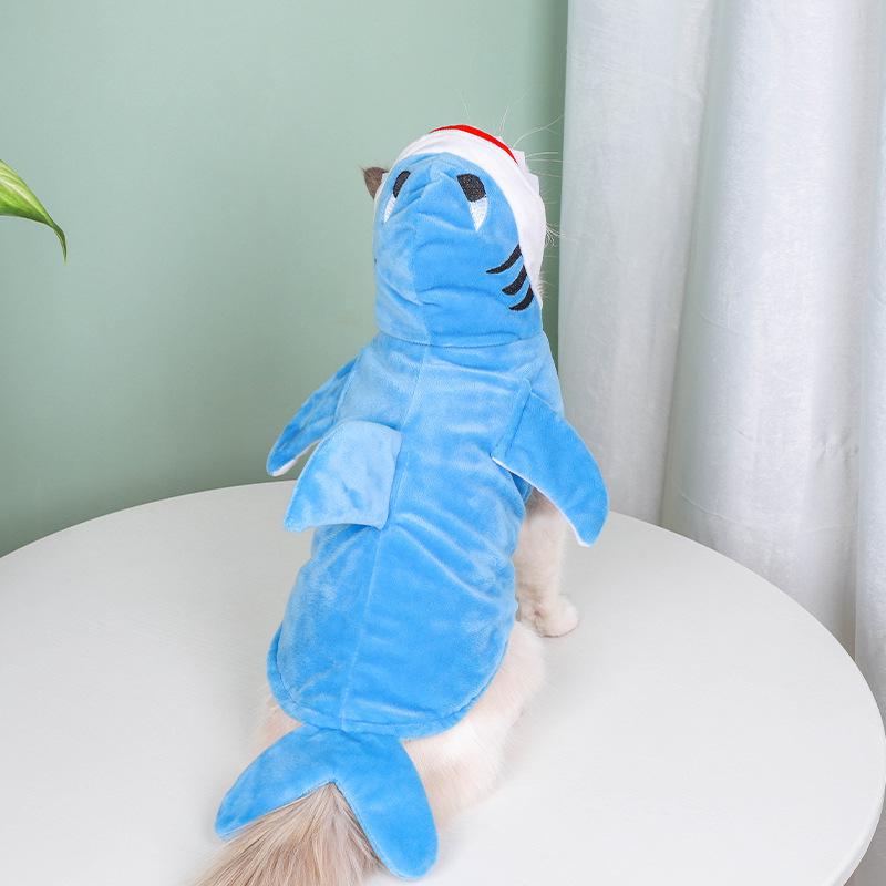 Three-Dimensional Shark Dog Costume for Halloween - Autumn/Winter Pet Apparel