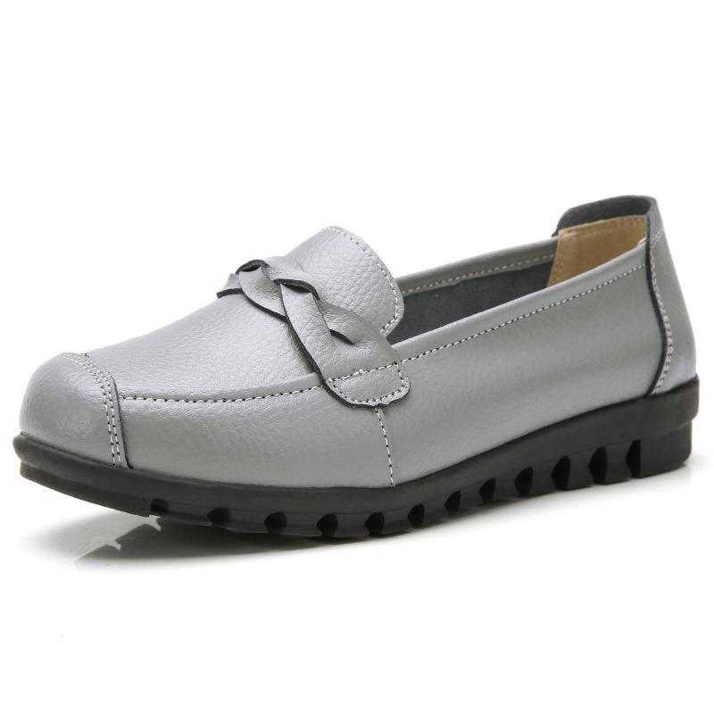 Обувь для мам, кожаная обувь для пожилых женщин с мягкой подошвой, удобные туфли на плоской подошве на танкетке