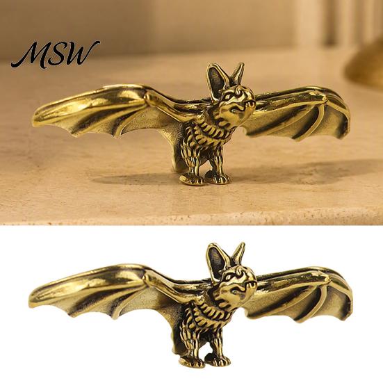 Nostalgic Bat Replica Ornament Brass Figurines, Vintage Copper Flying Statue, Collectible Mini Animal Handcrafted Ornament, Desk Feng Shui Sculpture