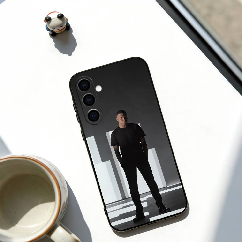 Чехол для телефона Samsung Galaxy A73, A72, A71, A70, A53, A52, A51 с изображением Килиана Мбаппе, мягкий черный.
