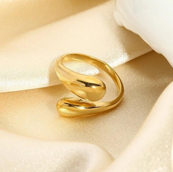 European and American ins wind-plated 18k gold gloss plain ring, niche high-end sense does not fade, stainless steel waterproof ring for women