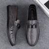 Genuine Leather Men's Shoes New Trendy Casual Slip On Formal Loafers Handmade Moccasins Breathable Male Driving Shoes Sneakers