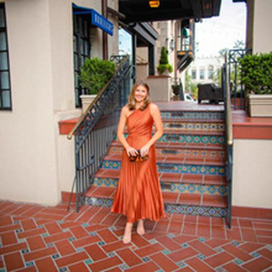 Элегантное бархатное платье с длинными рукавами для европейских и американских женщин - Блестящее, подчеркивающее талию, зимняя мода