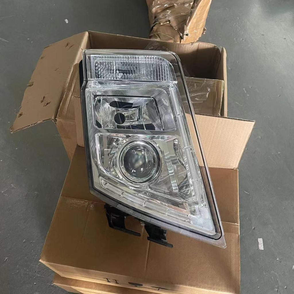 Совместимая фара для грузовиков Volvo FM400/FM440 (Детали 21035637/21035638)