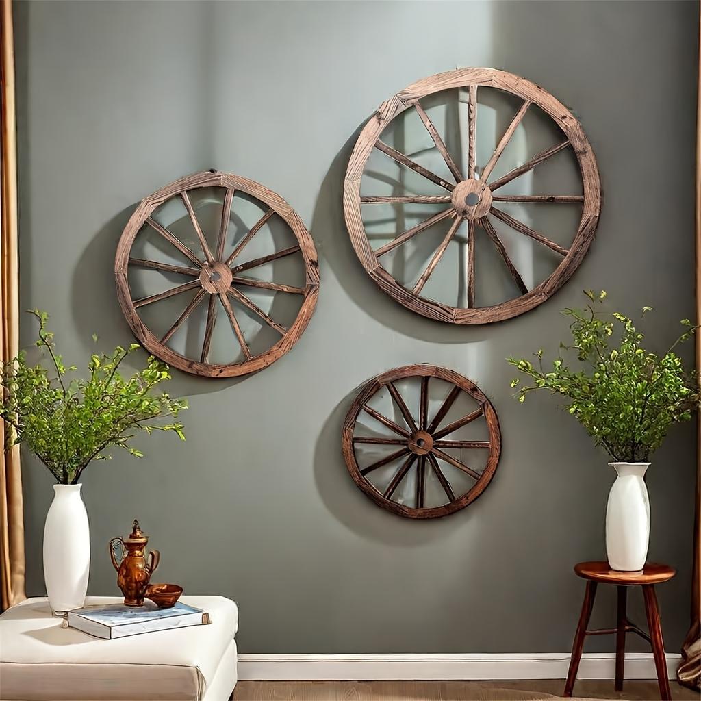 Vintage Wooden Wagon Wheel Wall Decor Rustic Farmhouse Decor for Living Room Bedroom Bar Indoor Hanging Ornament Natural Wood Finish