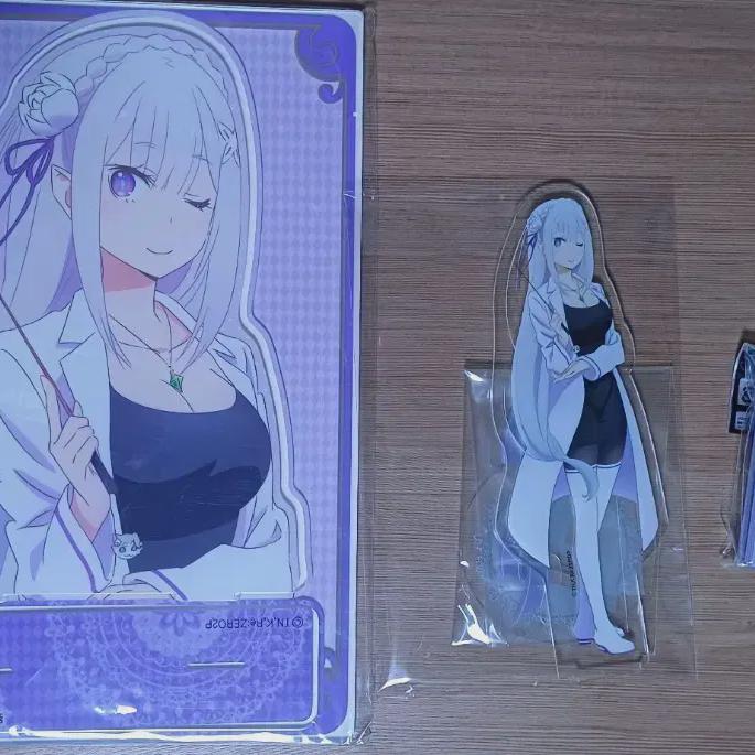 Rizero Emilia Acrylic Stand/ Kard Sleeve