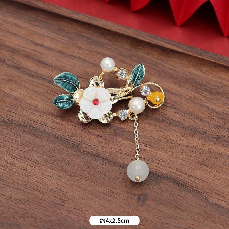 Antique Brooch Female High-end Sense High-end Court Temperament Elegant Pearl Pin Cheongsam Placket Hanfu Accessories Corsage
