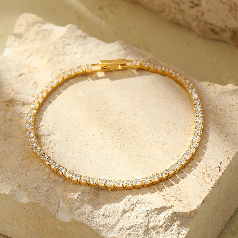 Under the Banyan Tree S925 Silver Diamond-Studded Luxury Bracelet for Women - Exquisite, Trendy, and Sophisticated Jewelry.