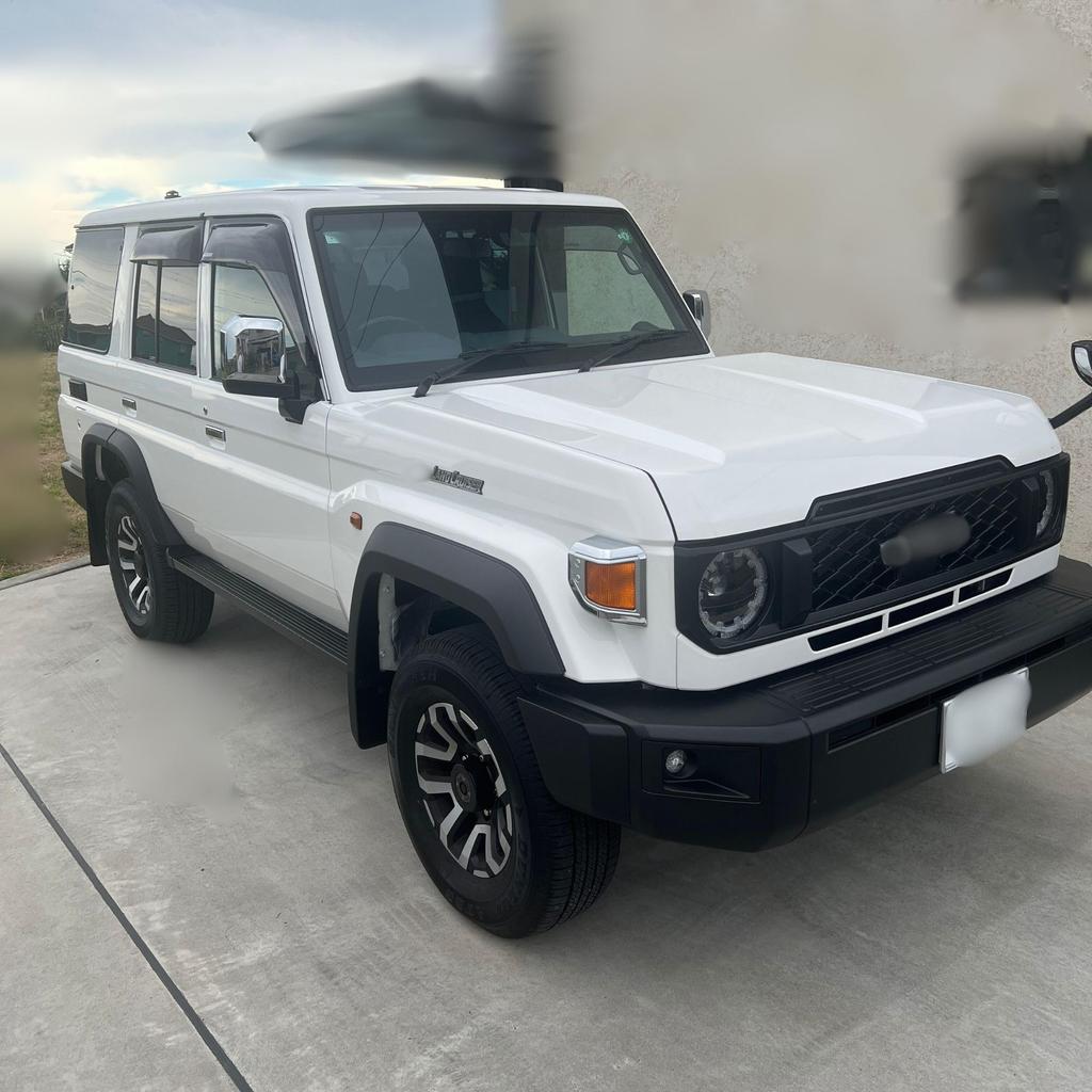 Side mirror covers for Land Cruiser 70 LC70 76 79 2024 and later