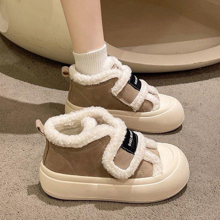 Молочный фуфу маленькие белые туфли женские платформа студенческие популярные туфли на большой подошве 2025 зима новые бархатные теплые хлопковые туфли