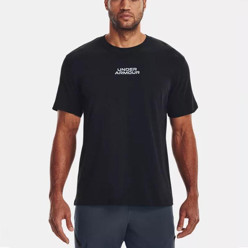 Under Armour Мужская футболка с принтом в виде контурных букв, круглым вырезом и короткими рукавами, черная 1379109-001