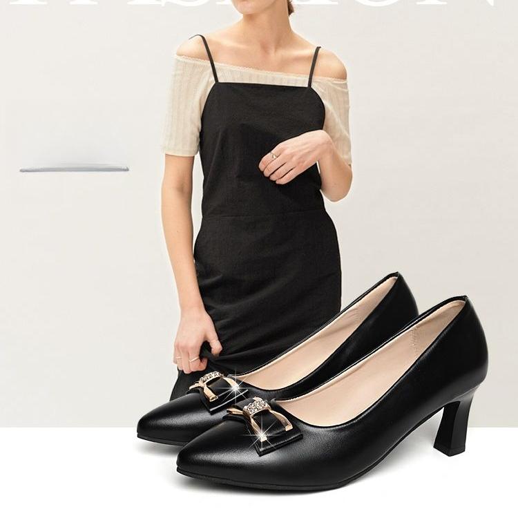 Одиночные туфли женские с неглубоким носком и толстым каблуком на одну ногу модные кожаные туфли весна и осень