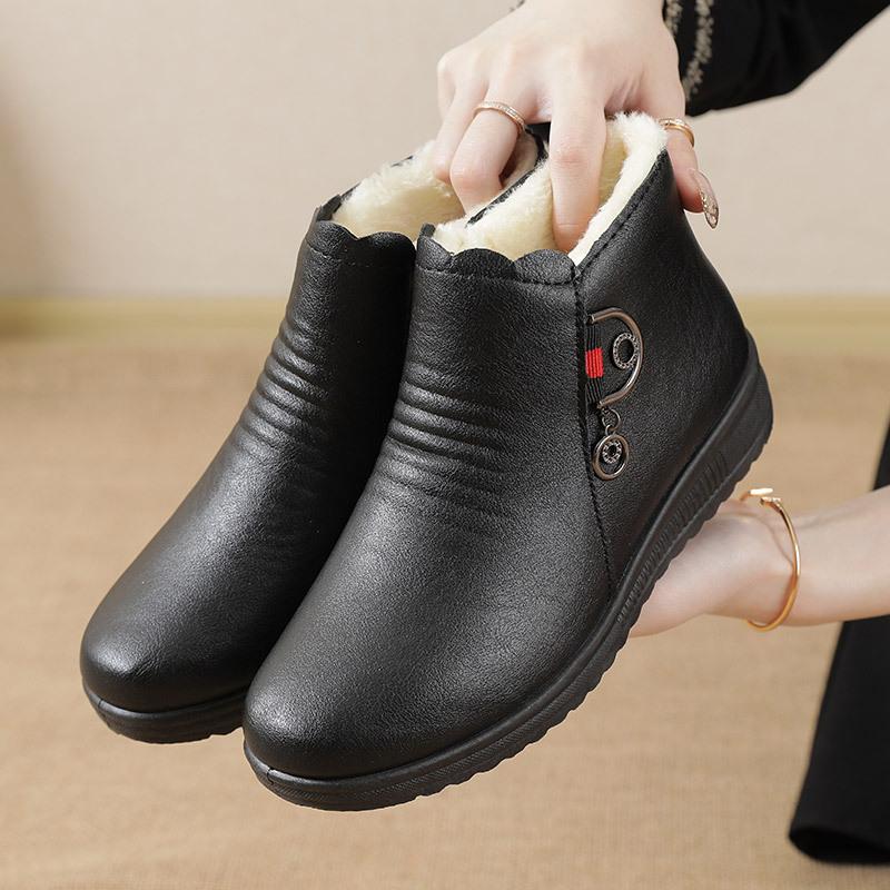 Winter Mom's Shoes Cotton Shoes with Velvet Warmth Middle Aged Short Boots Middle Aged Women's Shoes Elderly Flat Leather Shoes Anti Slip Winter Shoes