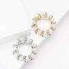 Delicate Alloy Pearl Wreath Brooch Fashion Versatile Ladies Suit Coat Corsage Ornament Pin