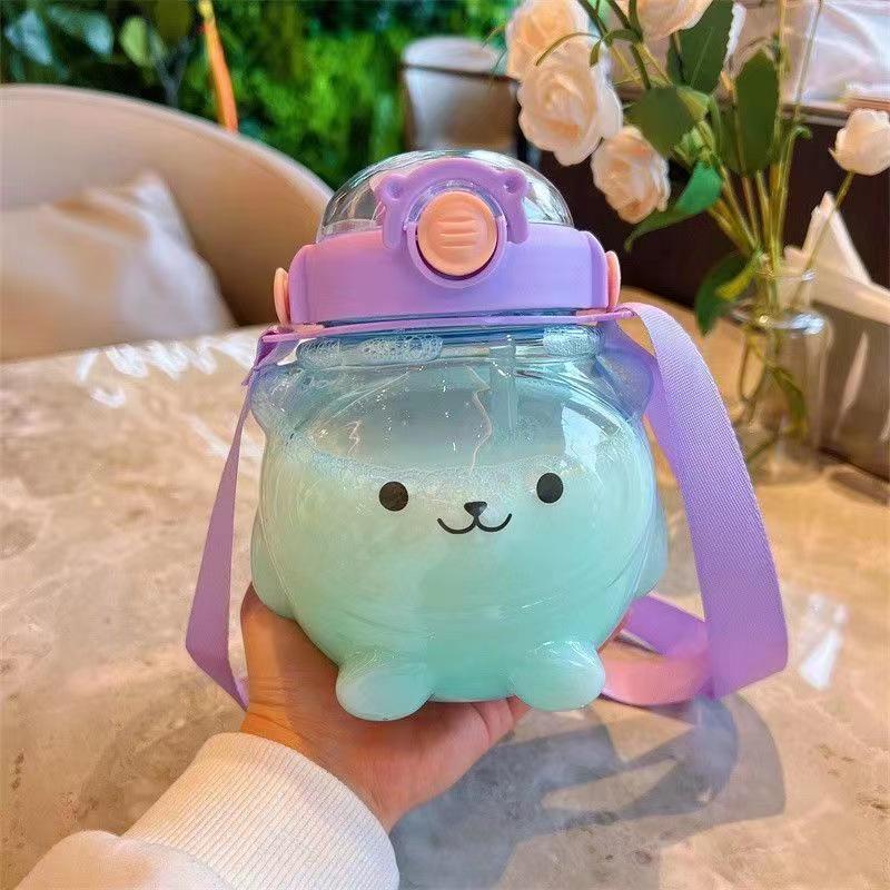 Пластиковый стакан для воды Big Belly с большой емкостью и трубочкой