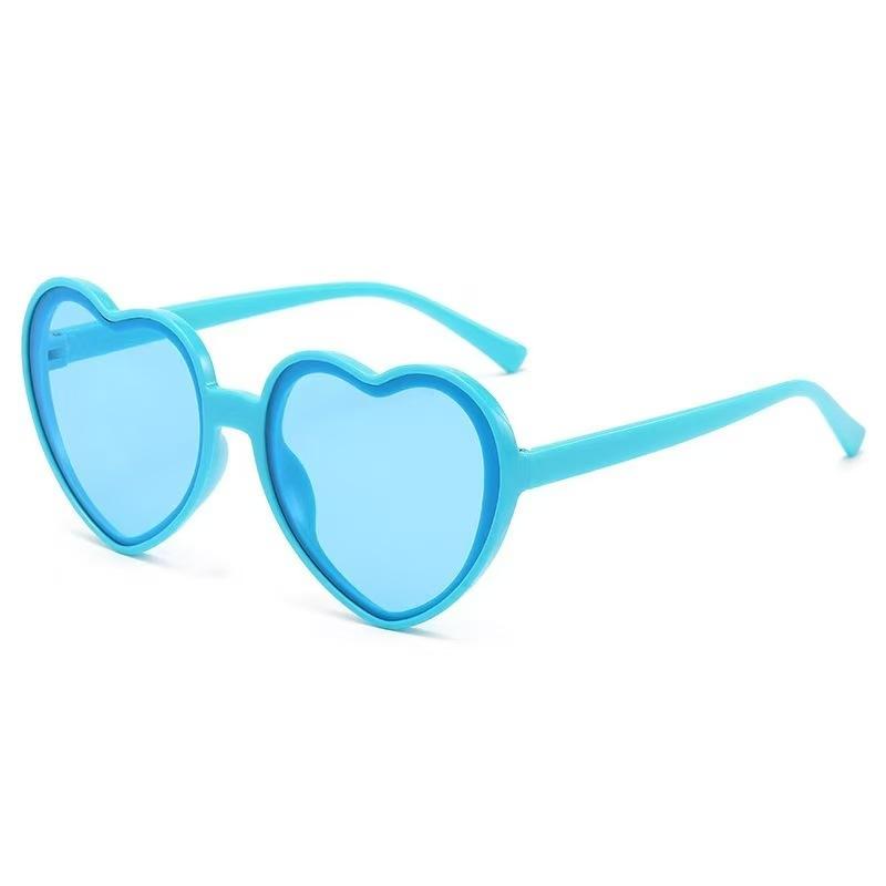 Lovely Heart Shaped Sunglasses for Women Fashion Cute Sexy Vintage Sun Glasses UV400 Protection Outdoor Leisure Eyewear