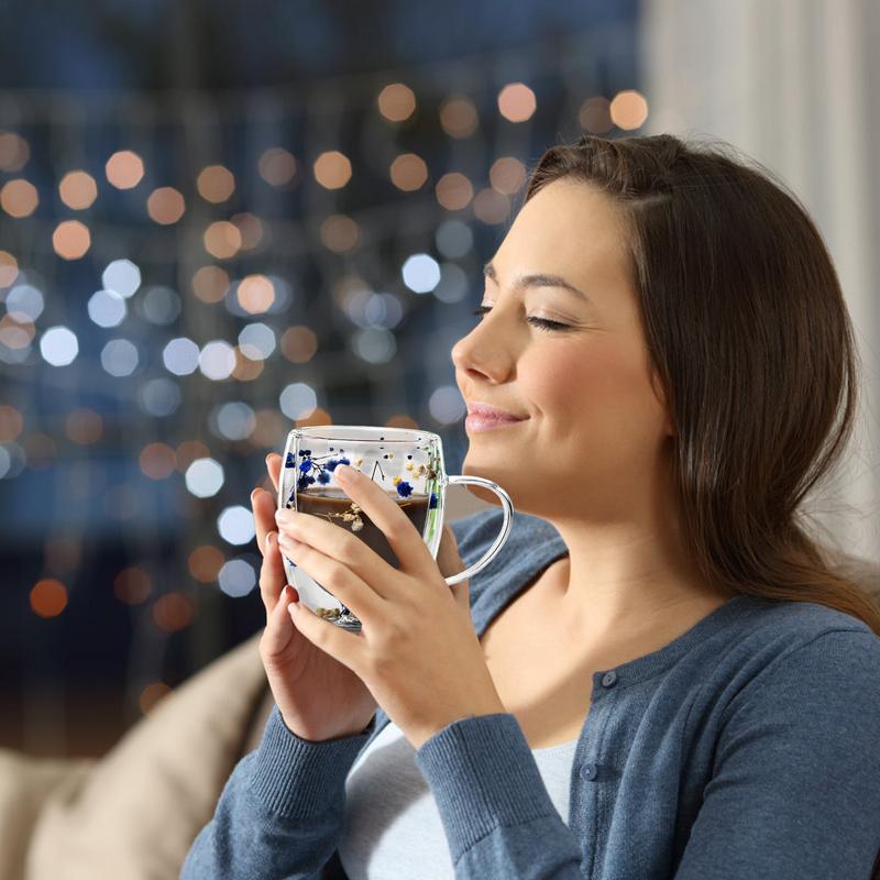 Креативная стеклянная кружка с двойными стенками, кофейная кружка с настоящим сухоцветом, чашка из боросиликатного стекла с ручкой, декор ручной работы, подарки