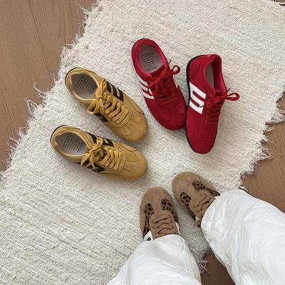 Женская обувь – Кроссовки