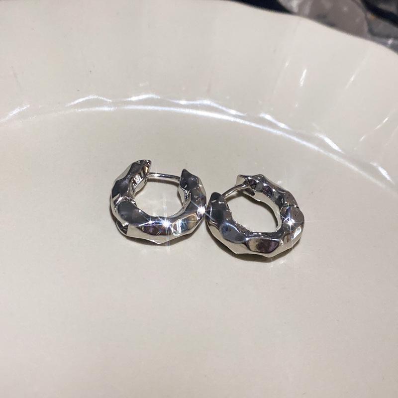 Циркониевые серьги-каффы с перламутром в виде солнечных лучей: Элегантные, Универсальные Серьги для Женщин.