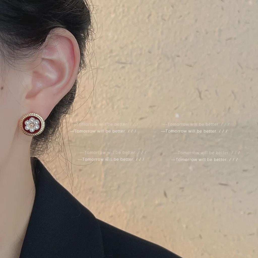 French Red Oil Drop Earrings - Retro, High-End, Light Luxury, Medieval Style for Women