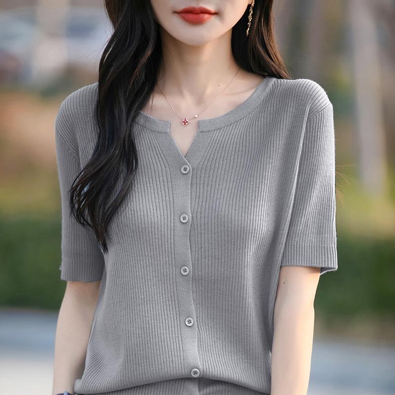 Women's Spring and Summer New Thin Short-sleeved Worsted Soft Knit Cardigan T-shirt Open Collar Small Shirt