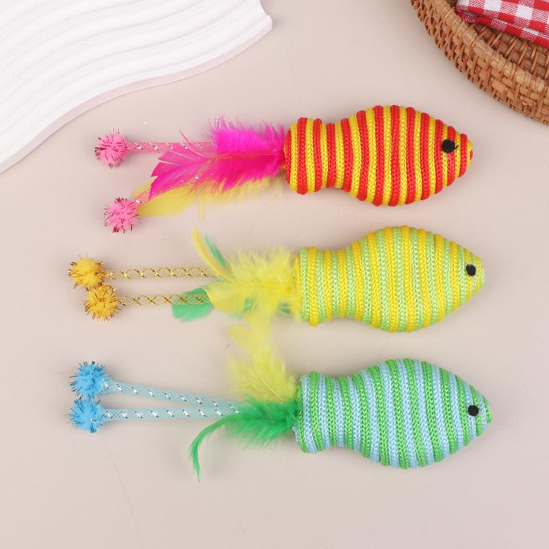 5Pcs Pet Cat Toy Fish Netting Cat Teasing Toy Cat Interaction Pet Supplies Color Woven Fish Toy