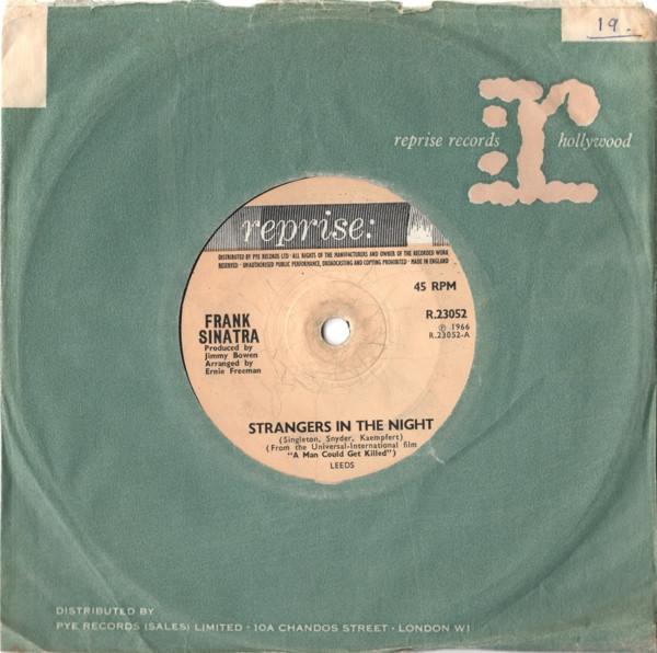 7inch Record FRANK SINATRA - Strangers In The Night R23052 Reprise Records 1966 UK Jazz Used