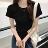Футболка с короткими рукавами спереди на плече, летняя, новая, облегающая и маленькая, черная, короткая, для женщин