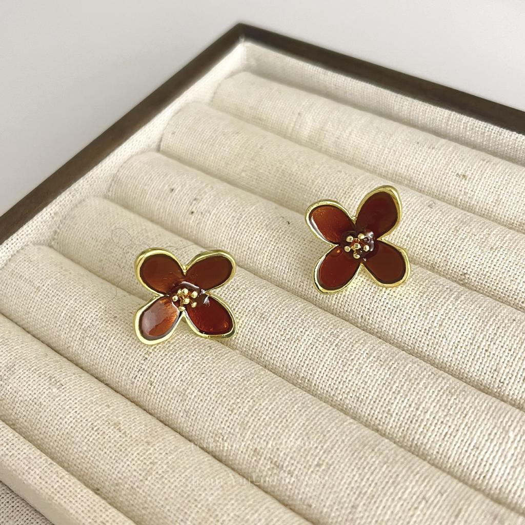 «Серьги-иглы Майяра 925»: "Янтарный жемчуг в стиле ретро для осени/зимы"