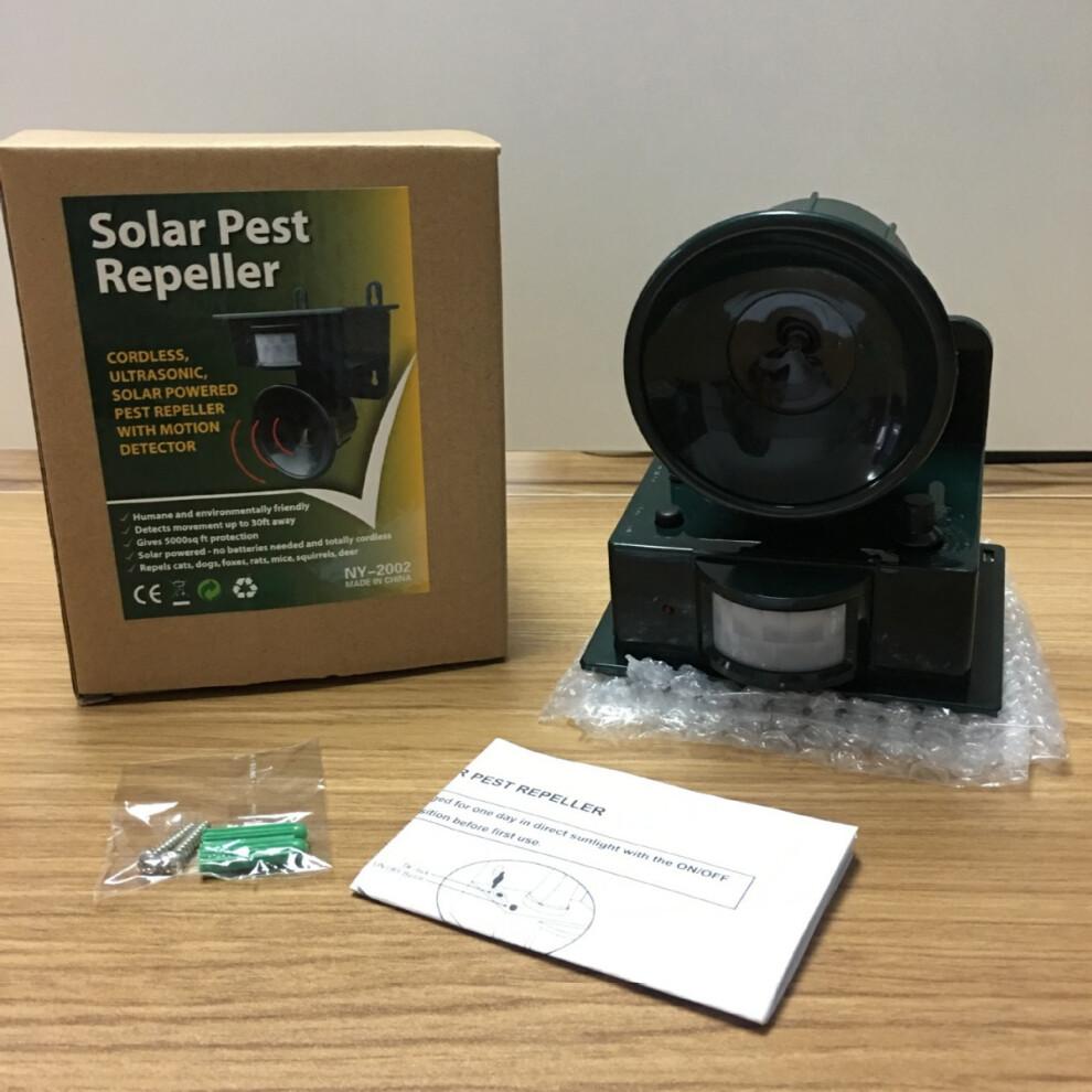 Solar Powered Outdoor Ultrasonic Pest Bird Crow Animal Repeller Repellent Scarer