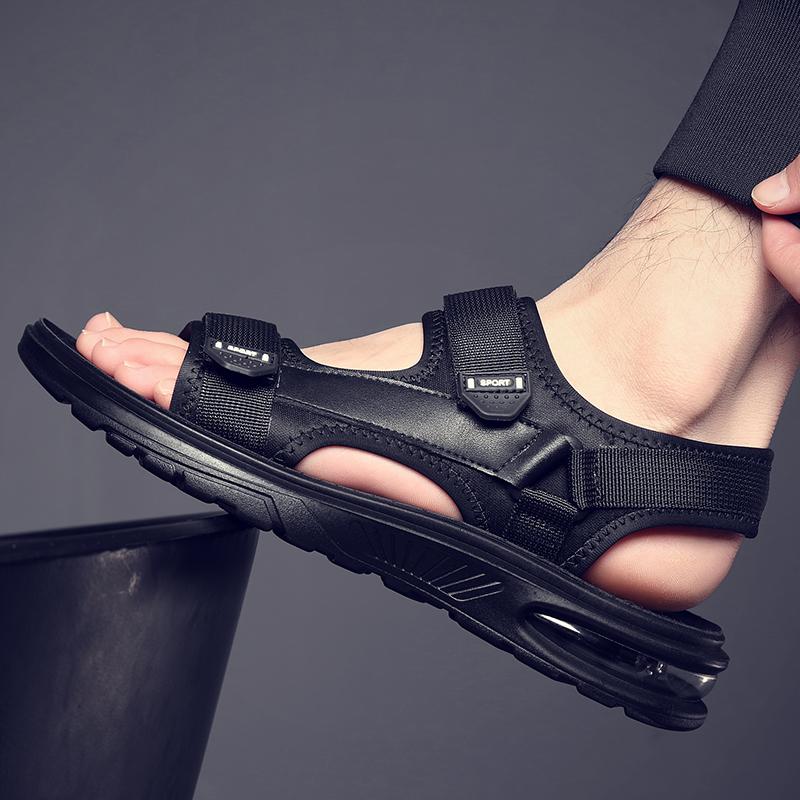 Solid-color outdoor round-toed perforated breathable and anti-slip Velcro elastic design men's casual beach Flat Designer Shoes