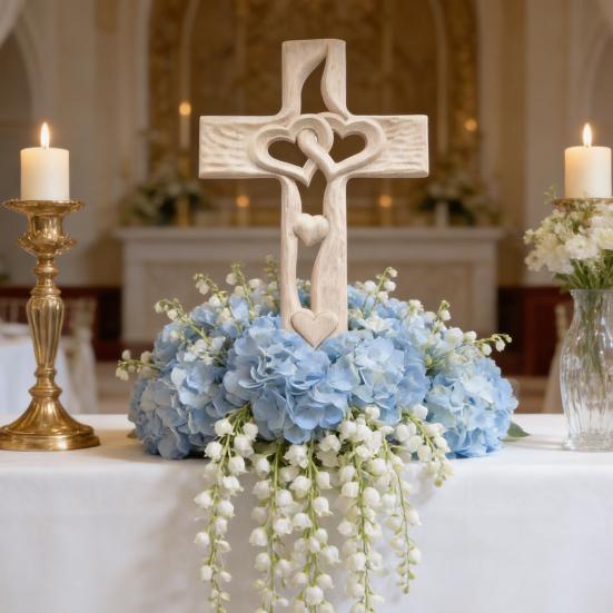 Intertwined Hearts Wall Sculpture Ornament Double Hearts Wall Hanging Religious Decoration Rustic Wooden Hand-Carved Hollow Hearts Wall Decor