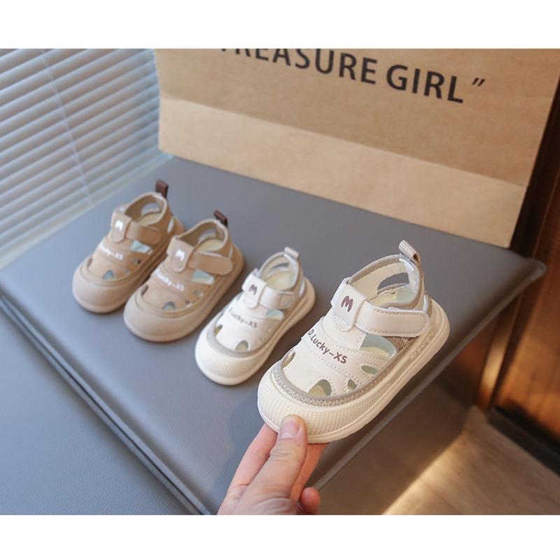 Летние новые детские полусандалии, сандалии для девочки, сумка, защита носка от ударов, летняя обувь для мальчика