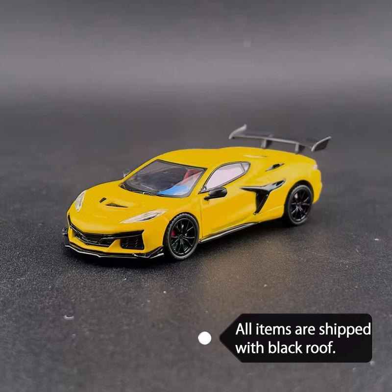 Fine Works 1:64 Chevrolet Corvette C8 Z06 Diecast Model Car With Black Roof 2 Colors Yellow White Collectible Gift Toys for Boys