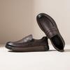 Весна 2025 новая мужская обувь кожаная мягкая подошва британские лоферы на одной педали ленивые дышащие повседневные кожаные туфли мужские лоферы