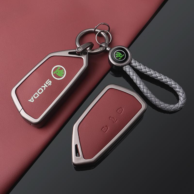 RUDX8 Car Zinc Alloy Leather Key Smart Remote Case Cover for Skoda Superb A7 Kodiaq Octavia A8 2021 Keyless Auto Keychain Accessories