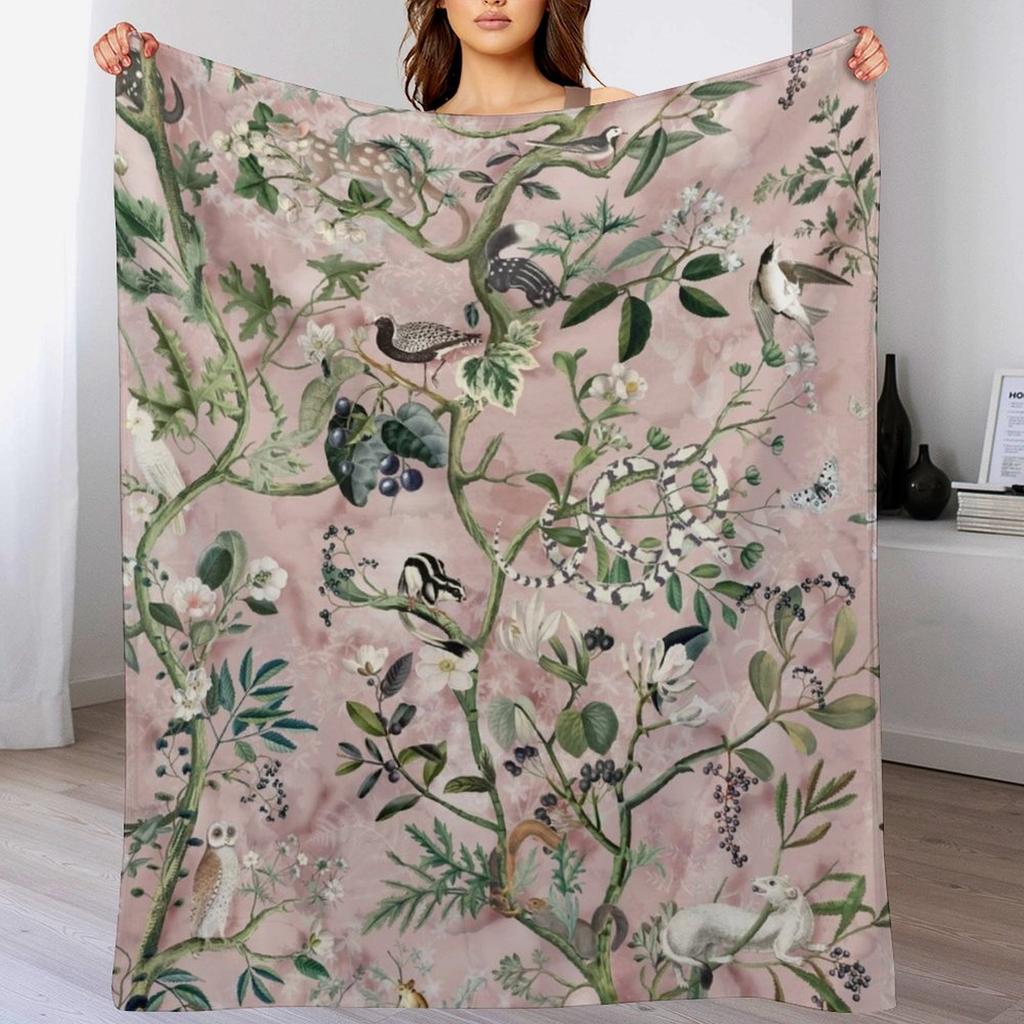 Wild Future pink Throw Blanket Soft Home Decor Blanket for Couch Bedroom