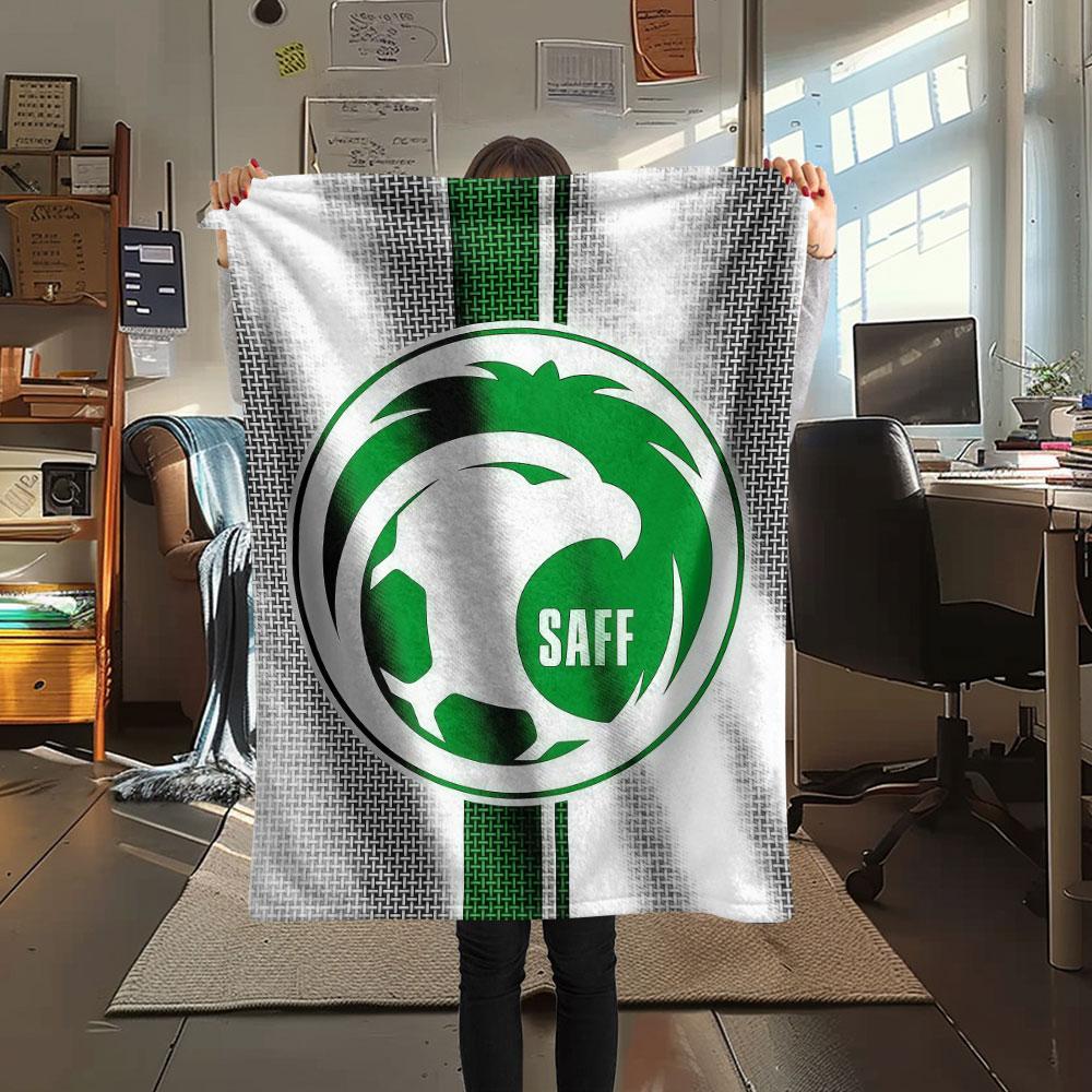 1PC Saudi Arabia National Football Team Patterned Flannel Blanket Suitable For All Seasons for Home Decor Warmth and Comfort Gifts Holiday Present