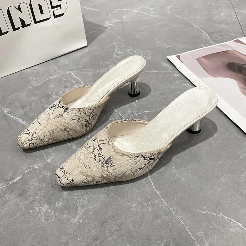 2024 Женские летние новые модные дизайнерские принты с сексуальным острым носком, туфли-мюли без застежек, повседневные, для офиса, женские туфли на высоком каблуке