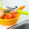 Овощечистка, удобная функция хранения кожуры, пластиковый ручной скребок для фруктов, универсальная овощечистка для дома