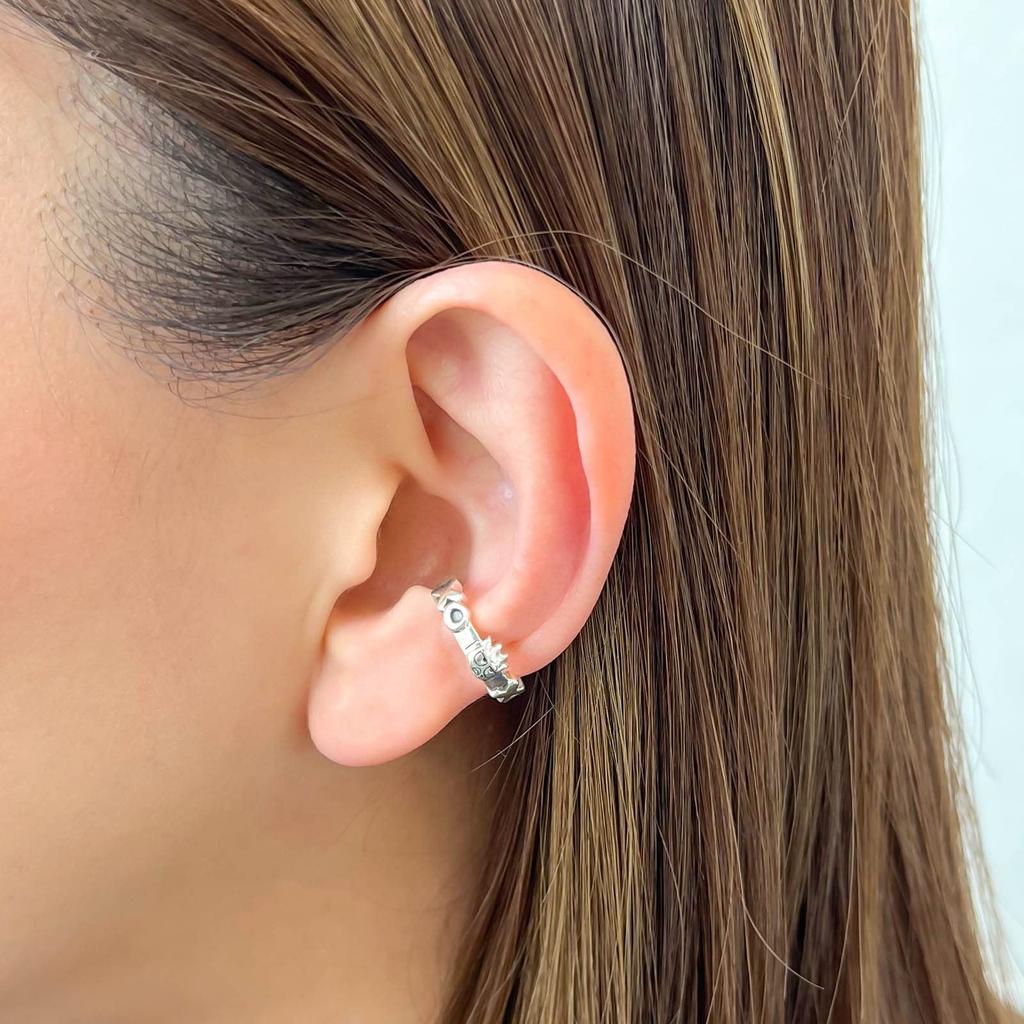 White Clover Badtz-Maru Sanrio Characters Ear Cuff, Smoked Silver 925, SABB30-E002SV