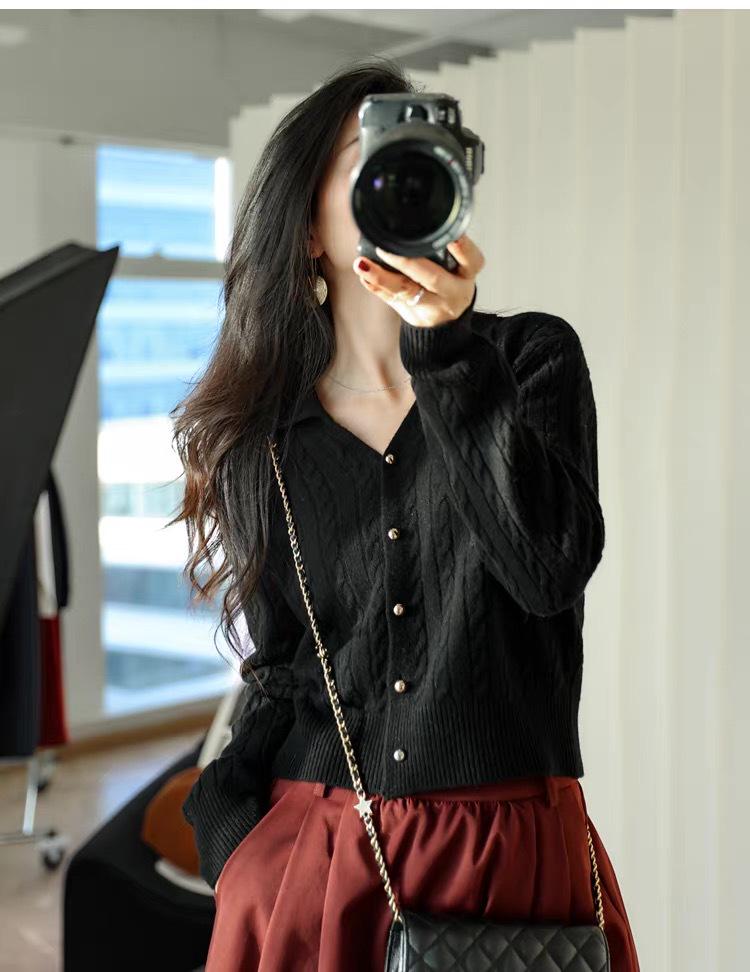 Women's 100% Pure Wool Cable Knit Cardigan - Fashionable Short Lapel Sweater for Autumn & Winter