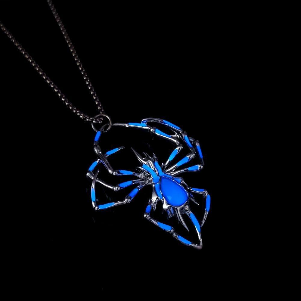Halloween Fashion Geometric 3D Luminous Spider Pendant Necklace Unique Hip-Hop Glow-in-the-Dark Insect Jewelry for Wholesale